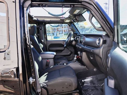 Used 2022 Jeep Wrangler Unlimited Rubicon 4xe w/ Safety Group image 33