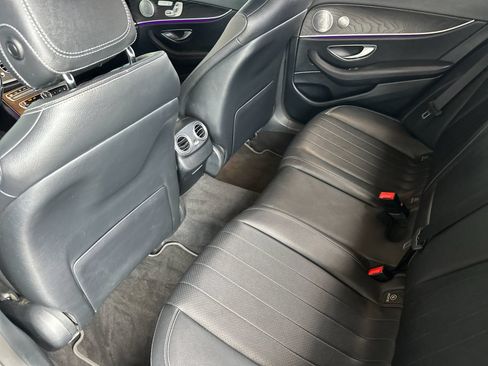 Used 2019 Mercedes-Benz E 300 image 12