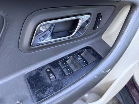 Used 2011 Ford Taurus SEL w/ 201A Rapid Spec Order Code FWD image 8