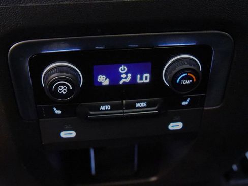 Used 2021 Chevrolet Tahoe High Country AWD/4WD image 31