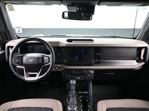Used 2022 Ford Bronco Wildtrak AWD/4WD image 22