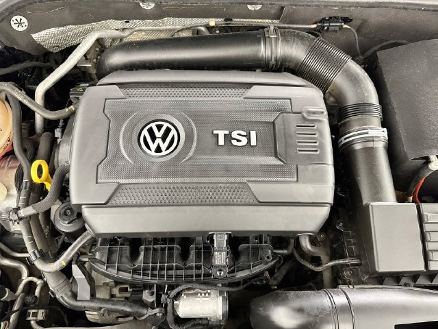 Used 2017 Volkswagen Jetta SEL FWD image 40