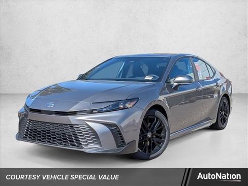 New 2026 Toyota Camry SE FWD image 1