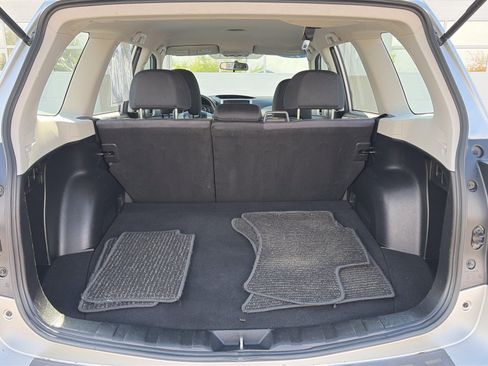 Used 2010 Subaru Forester 2.5X AWD/4WD image 26