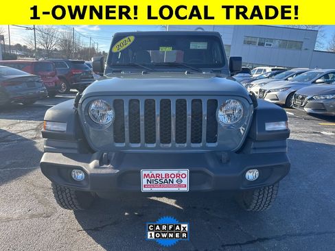 Used 2024 Jeep Wrangler Sport S image 2