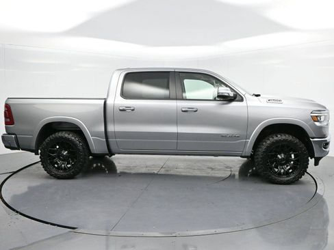 Used 2022 RAM 1500 Laramie AWD/4WD image 8