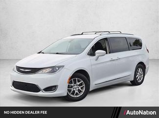 Used 2020 Chrysler Pacifica Touring-L FWD video 1