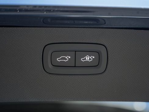 New 2026 Volvo XC90 B6 Ultra image 10