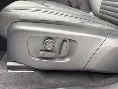 Certified 2023 Land Rover Discovery Sport S image 20