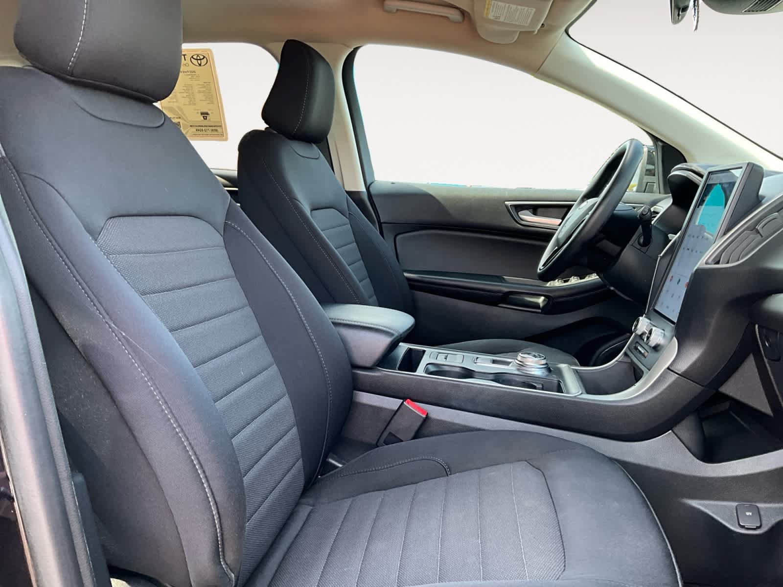 Used 2022 Ford Edge SE w/ Black Appearance Package AWD/4WD image 14