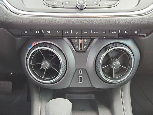 New 2026 Chevrolet Blazer LT w/ Convenience Package FWD image 6
