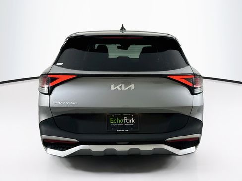 Used 2025 Kia Sportage LX FWD image 7