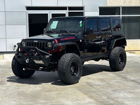 Used 2009 Jeep Wrangler Unlimited Rubicon w/ Dual Top Group AWD/4WD image 3