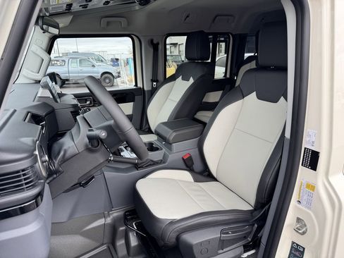 New 2025 INEOS Grenadier Fieldmaster Edition image 9