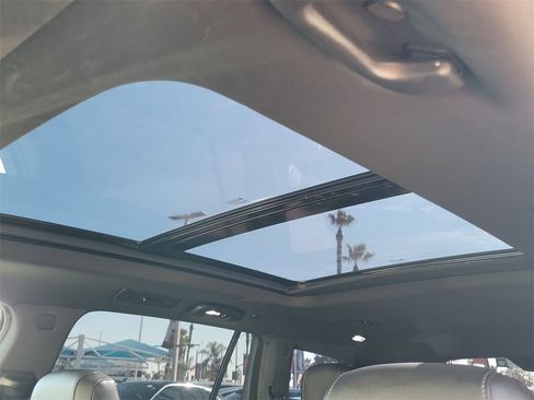 Certified 2023 Cadillac XT6 Premium Luxury image 18