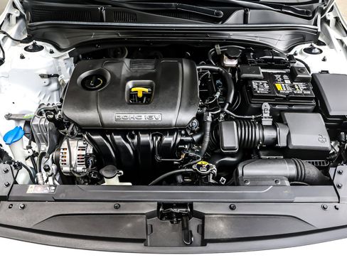 Used 2023 Kia Forte GT-Line w/ GT-Line Premium Package image 12