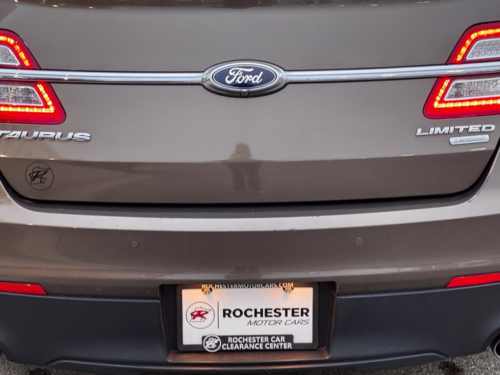 Used 2015 Ford Taurus Limited w/ Equipment Group 301A FWD image 52