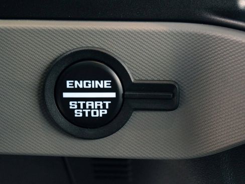 Used 2023 Ford Bronco Badlands image 18