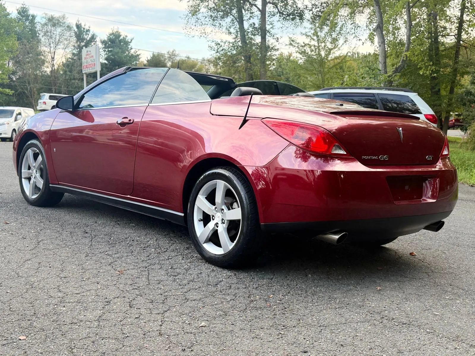 Used 2008 Pontiac G6 GT w/ Sport Package FWD image 7