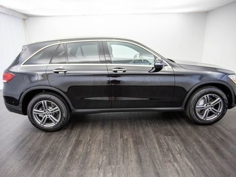 Used 2020 Mercedes-Benz GLC 300 4MATIC w/ Parking Assistance Package image 6