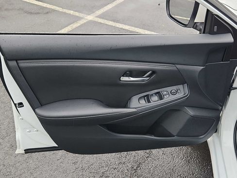 Used 2023 Nissan Sentra SV w/ All-Weather Package FWD image 12