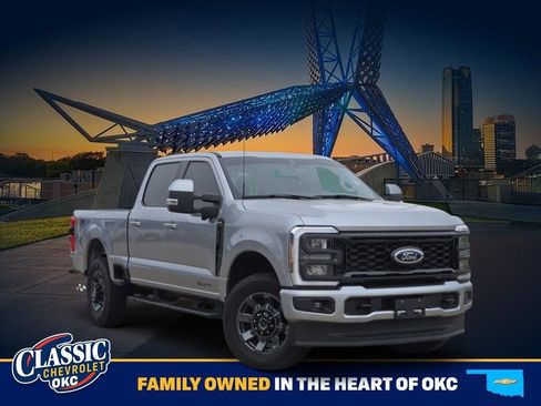 Used 2023 Ford F250 Lariat w/ Lariat Ultimate Package AWD/4WD image 1