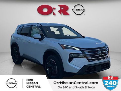 New 2026 Nissan Rogue SV FWD image 3
