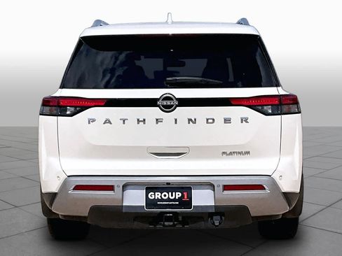 Used 2022 Nissan Pathfinder Platinum w/ Cargo Package FWD image 5