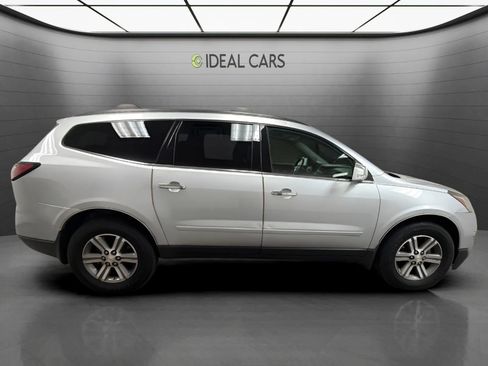 Used 2016 Chevrolet Traverse LT AWD/4WD image 4