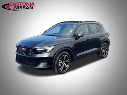 Used 2024 Volvo XC40 B5 Core