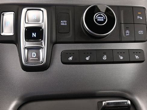 Used 2024 Hyundai Palisade Calligraphy image 38