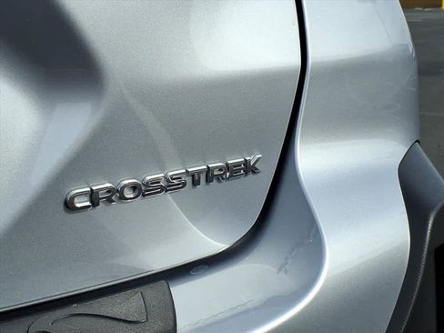 Used 2025 Subaru Crosstrek 2.0i Premium w/ Convenience Package #2 image 15