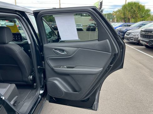 Used 2025 Chevrolet Blazer LT AWD/4WD image 49