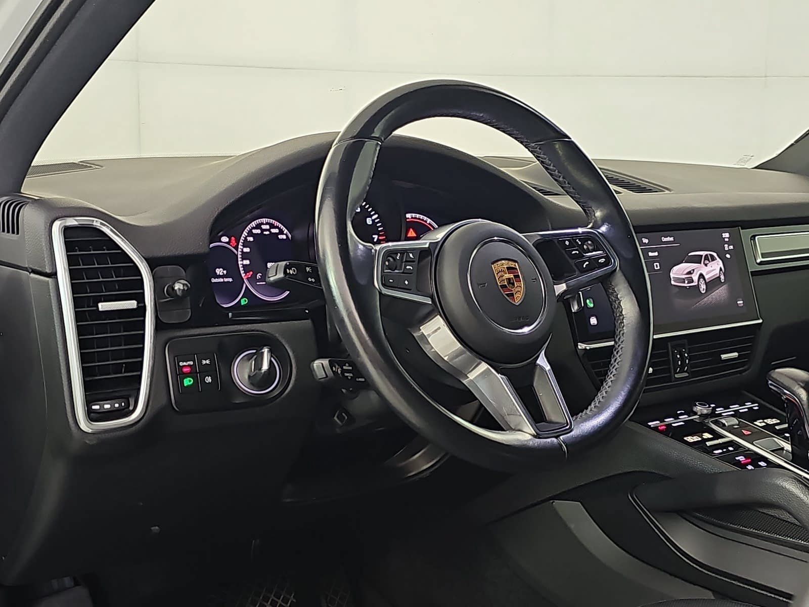 Used 2022 Porsche Cayenne Platinum Edition AWD/4WD image 16