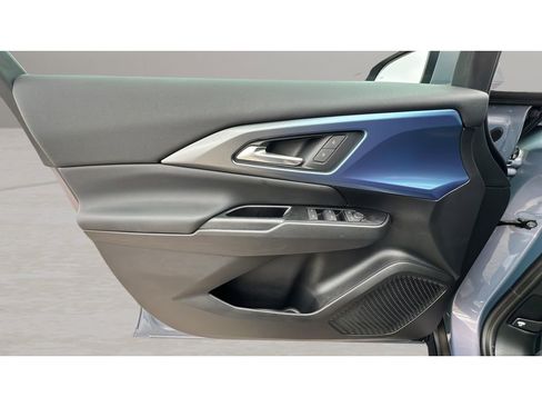 Certified 2025 Chevrolet Equinox EV LT w/ Convenience Package AWD/4WD image 25