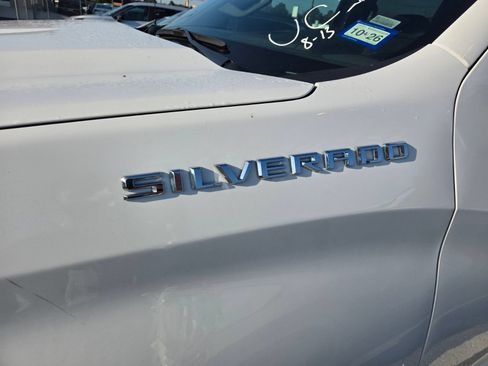 Used 2025 Chevrolet Silverado 1500 LT RWD image 5