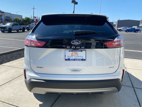 Used 2024 Ford Edge SEL image 6