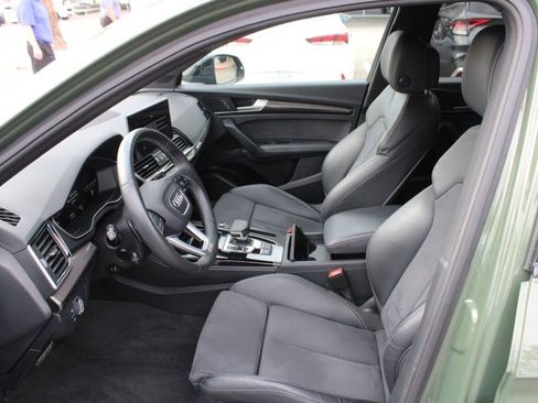 Used 2023 Audi SQ5 Premium Plus w/ Premium Plus Package AWD/4WD image 9