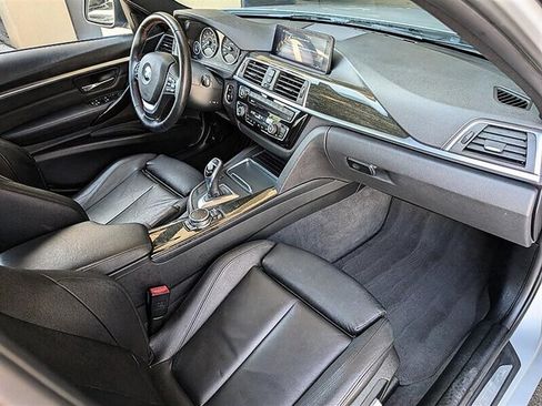 Used 2016 BMW 328i Sedan RWD image 4