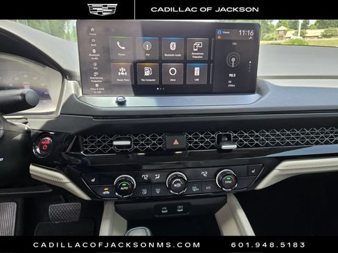 Used 2023 Honda Accord EX-L image 3