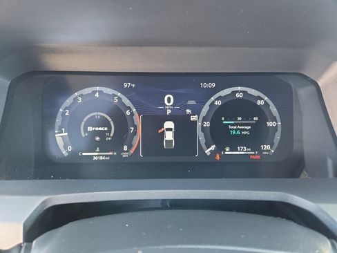 Used 2024 Toyota Tacoma TRD Sport AWD/4WD image 10