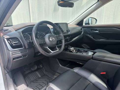 Certified 2023 Nissan Rogue SL w/ SL Premium Package FWD image 10