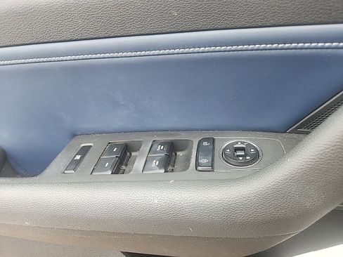 Used 2016 Hyundai Sonata Limited FWD image 25