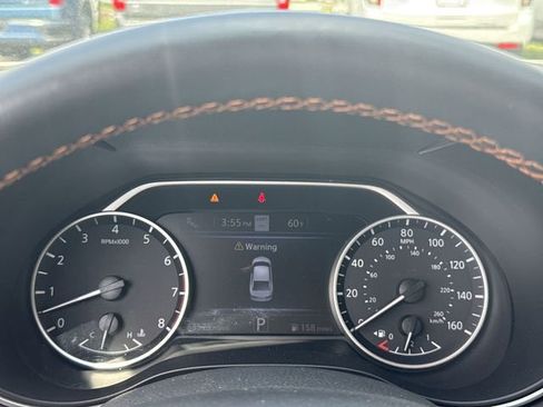 Used 2022 Nissan Maxima SR w/ Sport Mat Group FWD image 15