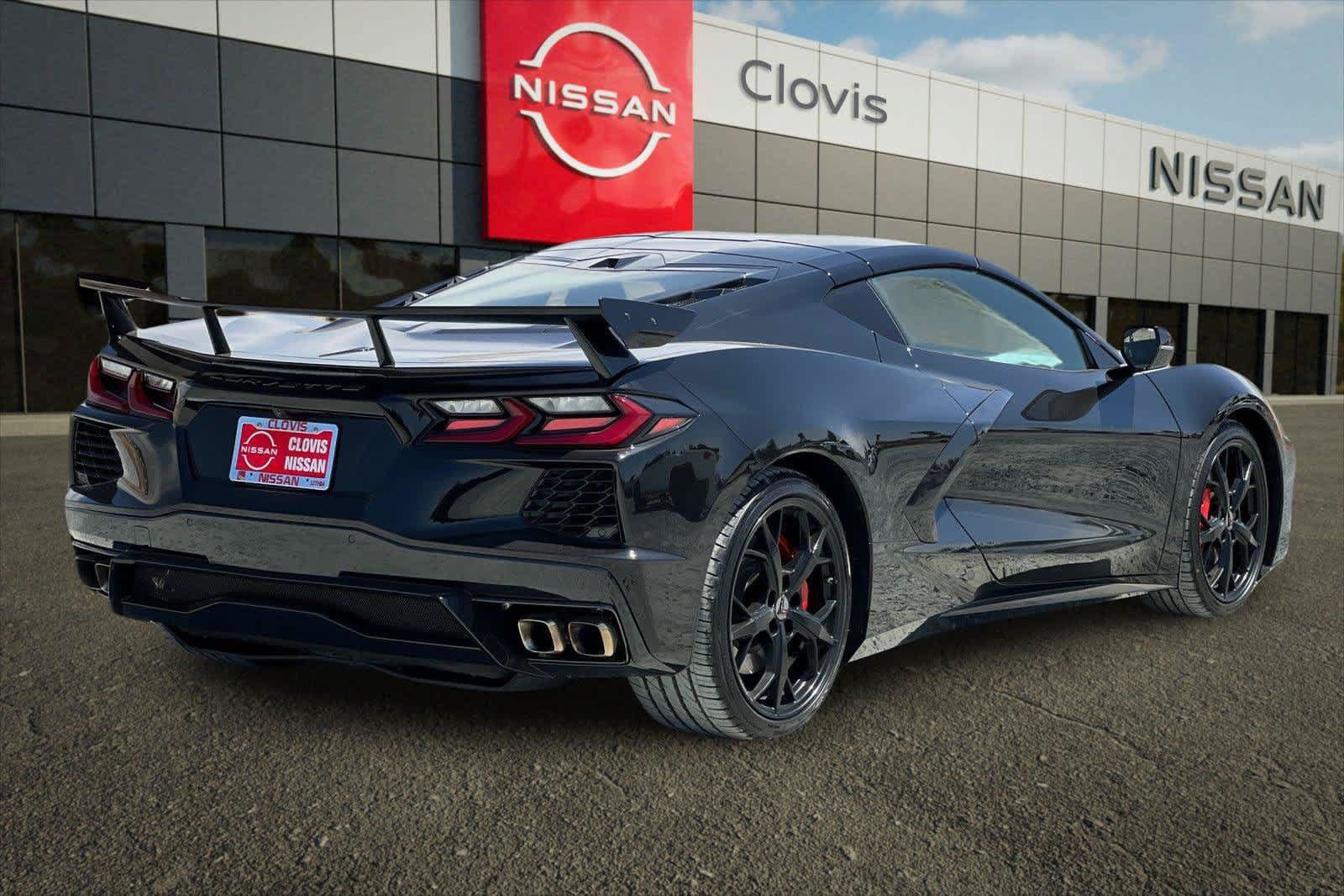Used 2020 Chevrolet Corvette Stingray Preferred Cpe w/ 2LT Preferred Equipment Group RWD image 3