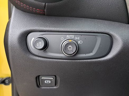 Used 2024 Chevrolet Blazer RS w/ Driver Confidence II Package image 29