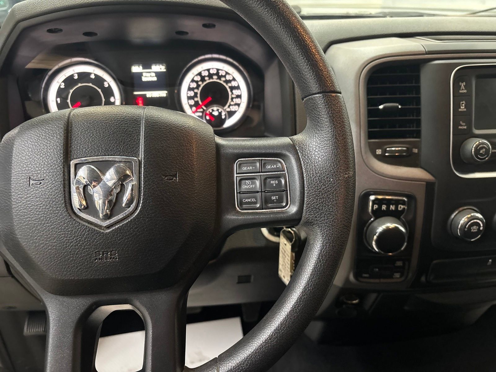 Used 2018 RAM 1500 Express w/ Black Ram 1500 Express Group AWD/4WD image 13
