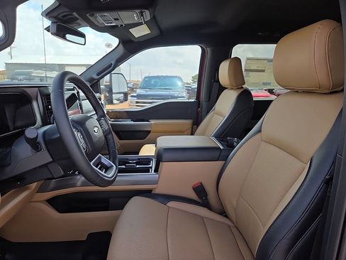 New 2026 Ford F250 Lariat w/ Lariat Premium Package AWD/4WD image 24