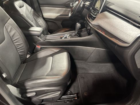 Used 2022 Jeep Compass Latitude image 12