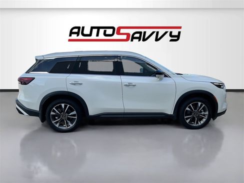 Used 2024 INFINITI QX60 Luxe w/ Cargo Package image 8